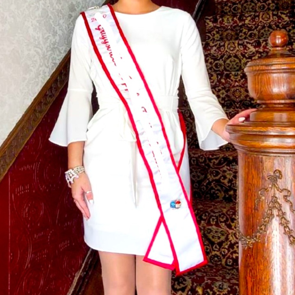 Lulus white dress